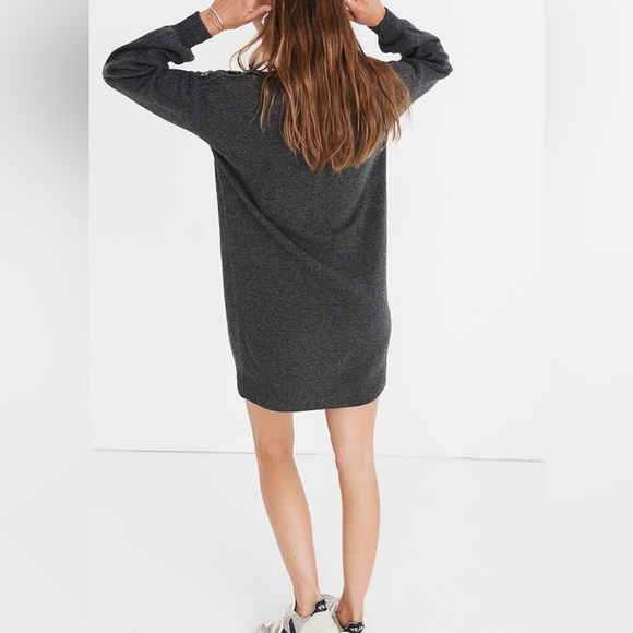Madswell Boatneck Button-Shoulder
Sweater-Dress color grey Size L - Picture 4 of 14